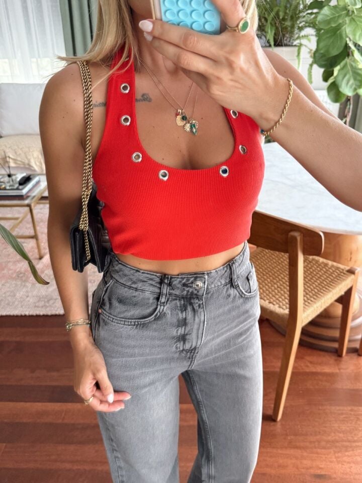 KIRMIZI HALTER YAKA FİTİLLİ TOP