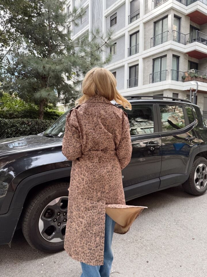 LEOPAR KEMERLİ TRENÇKOT