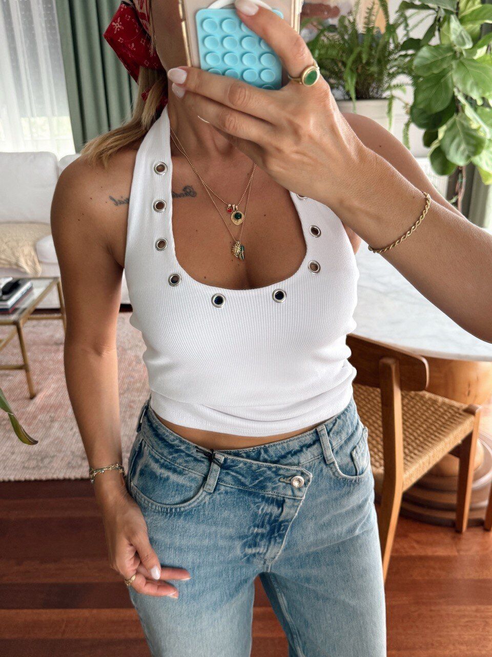 BEYAZ HALTER YAKA FİTİLLİ TOP