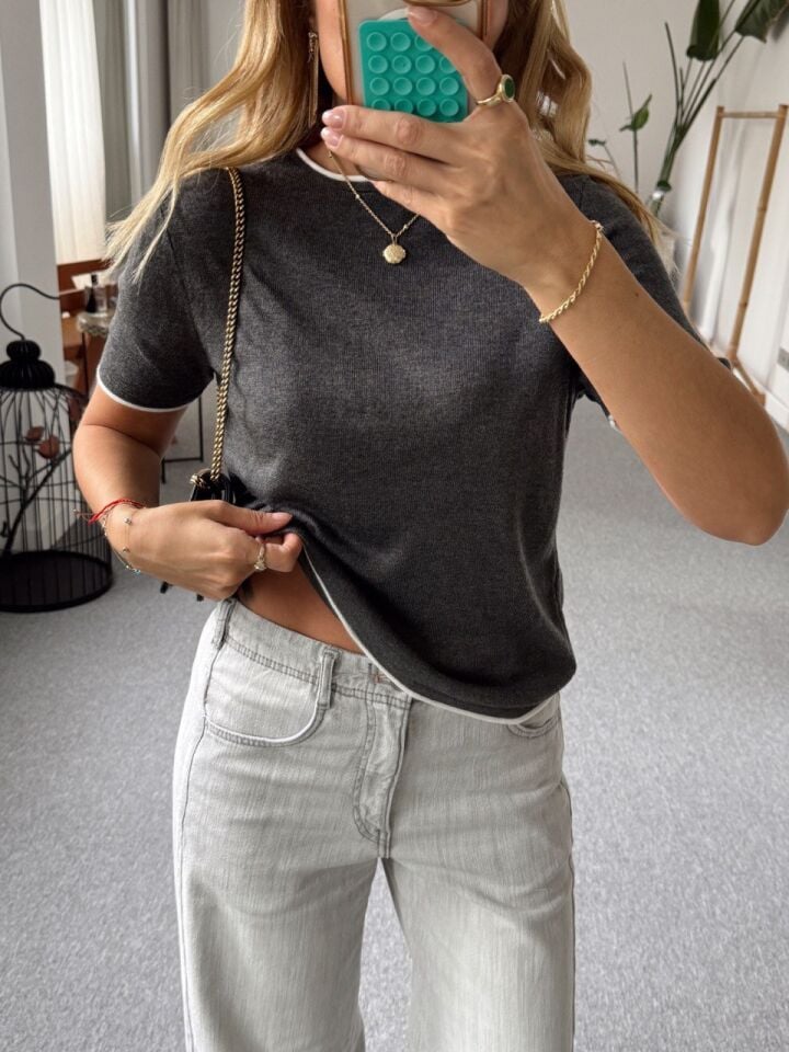 KONTRAST YAKA GRİ TRİKO