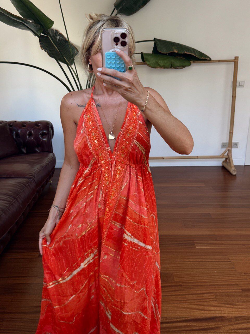 ORANJ SIRT DEKOLTELİ İPEK İTHAL ELBİSE