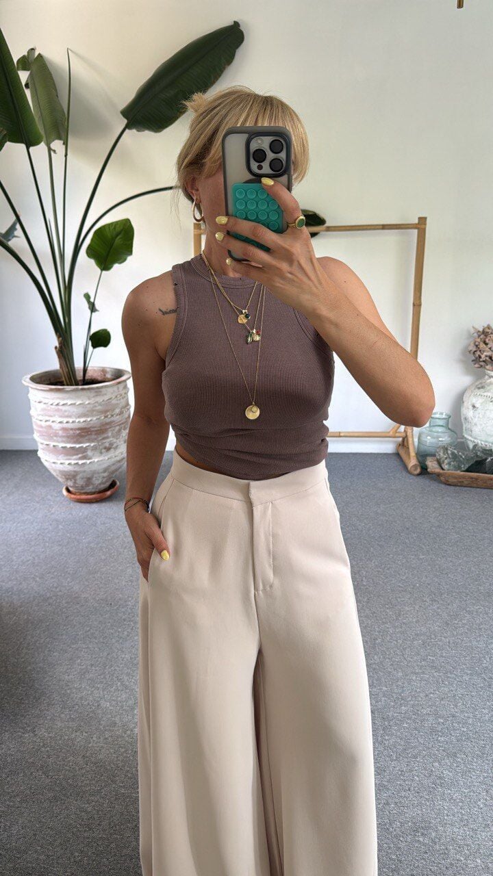 BEJ YANDAN CEP DETAYLI ETEK PANTOLON