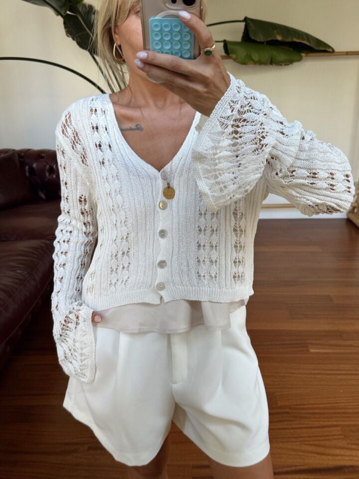 EKRU AJURLU HIRKA