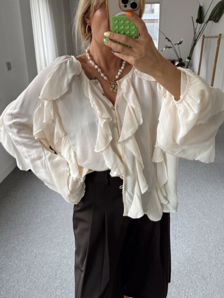 KREM FIRFIRLI BLUZ