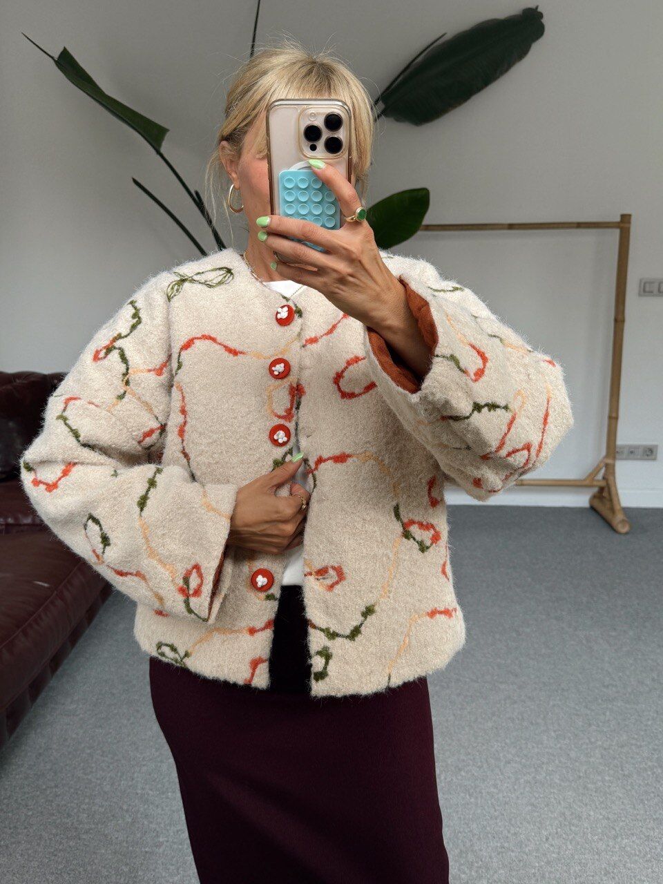 KREM YÜN İŞLEMELİ İTHAL CEKET