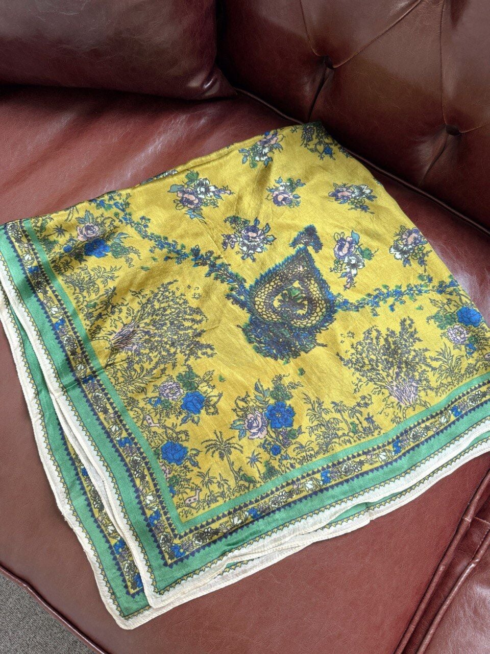 YAĞ YEŞİLİ DESENLİ İPEK İTHAL ŞAL