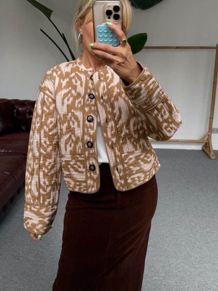 CAMEL DESENLİ İTHAL CEKET