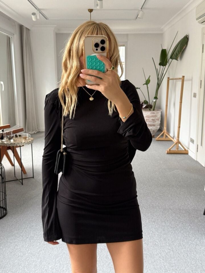 SİYAH SIRT DEKOLTELİ MİNİ ELBİSE XS