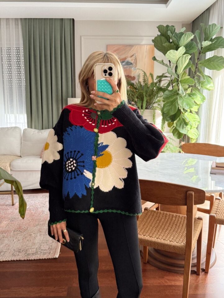 ÇİÇEK MOTİFLİ YÜN İTHAL CEKET HIRKA