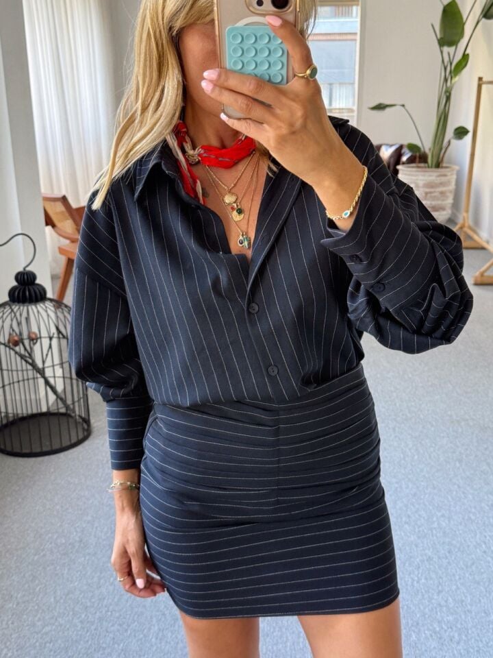 LACİVERT ÇİZGİLİ GÖMLEK ETEK TAKIM