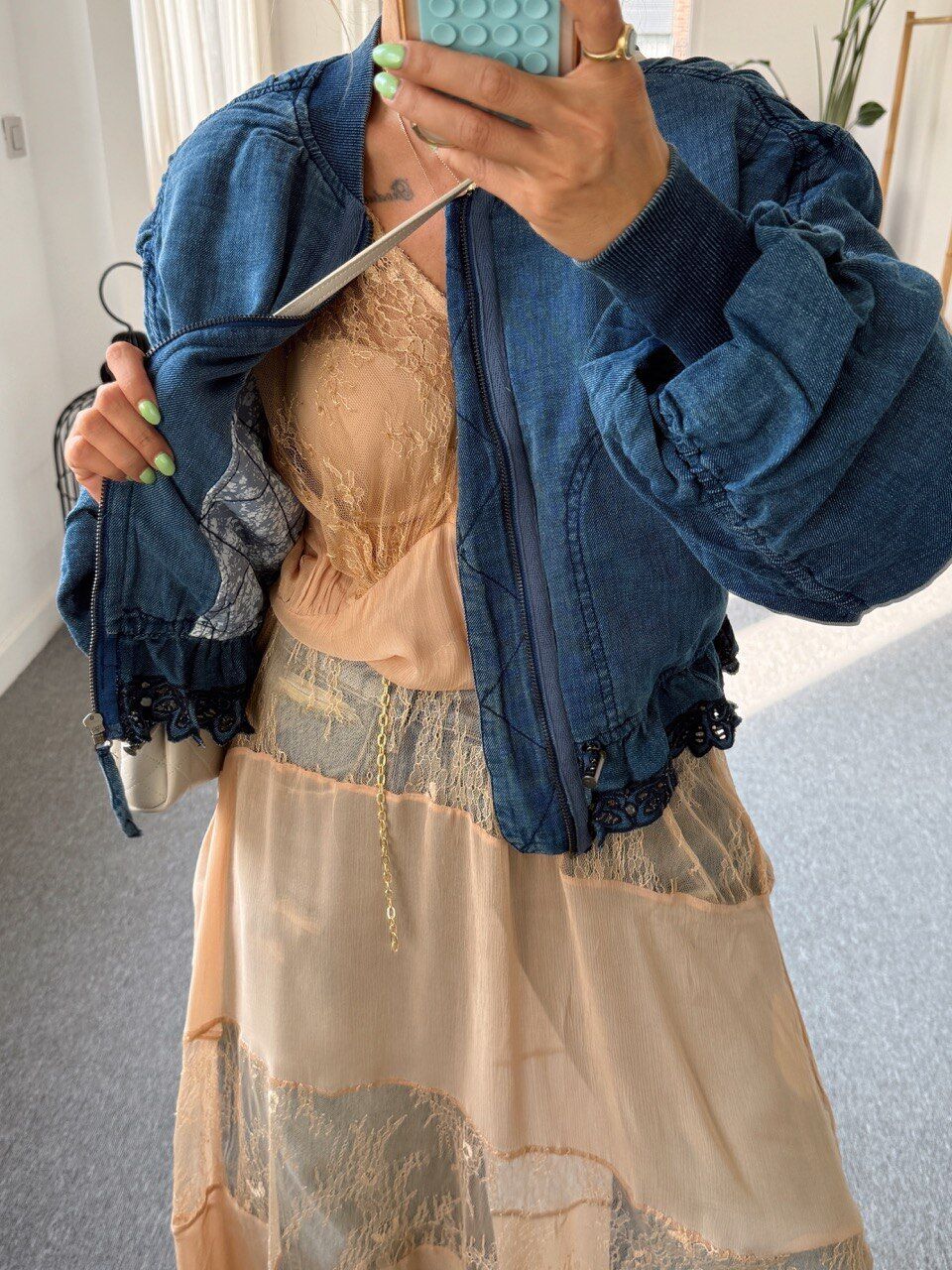 İNDİGO BÜZGÜLÜ İTHAL CEKET