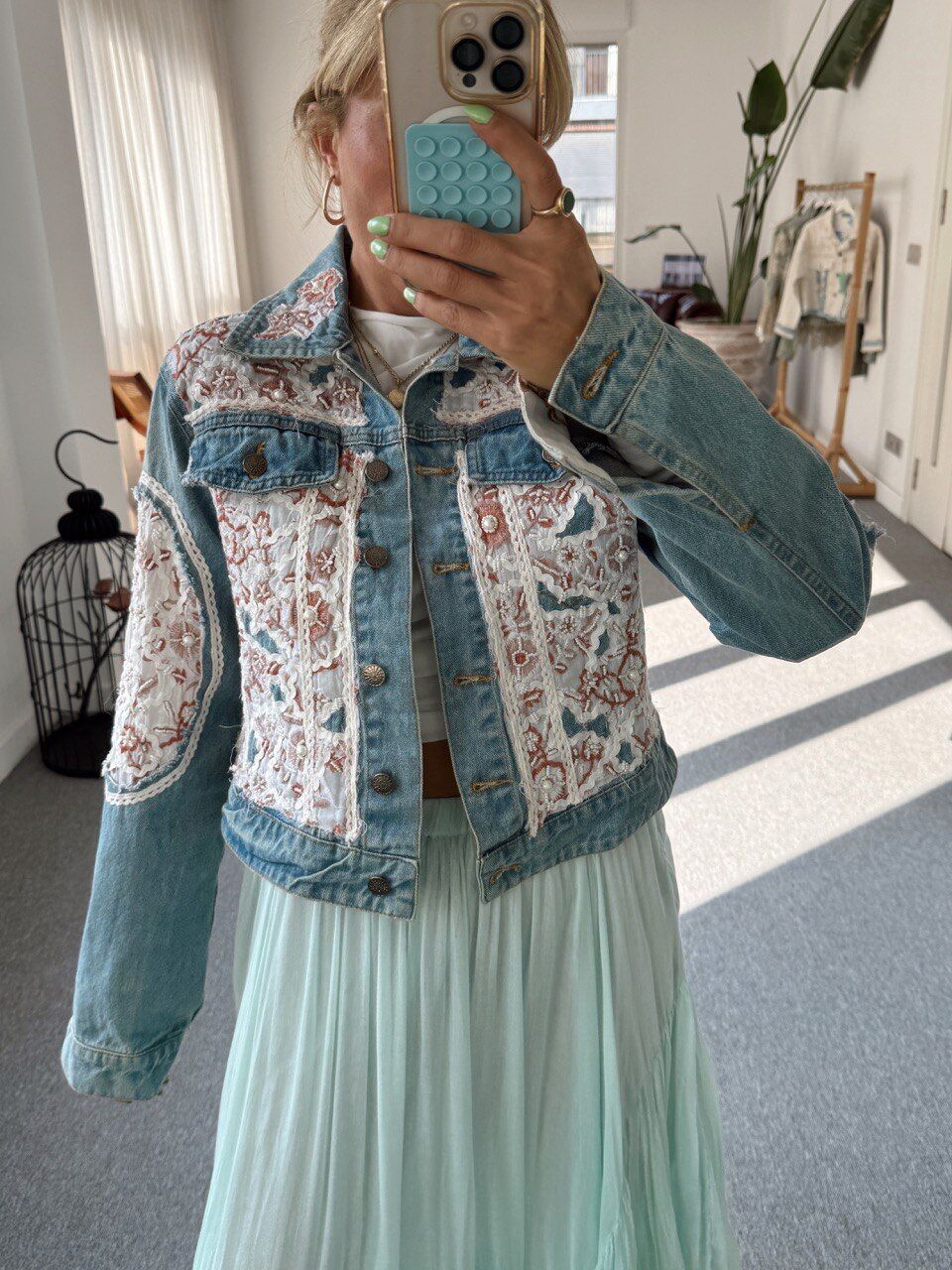 DENİM NAKIŞ İŞLEMELİ İTHAL CEKET