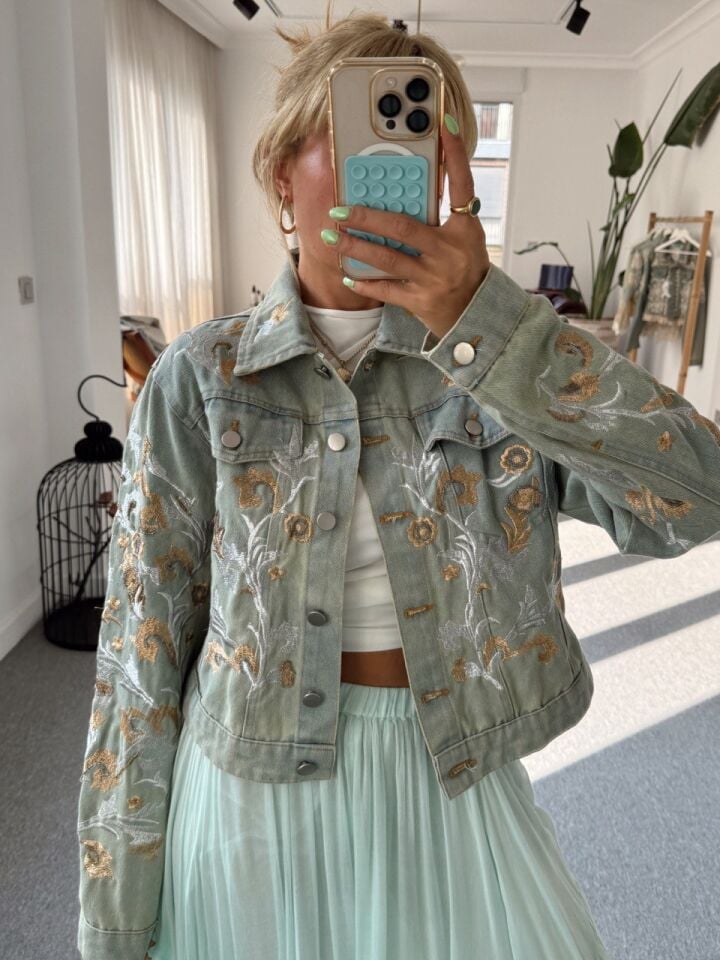 YIKAMALI NAKIŞ İŞLEMELİ İTHAL CEKET