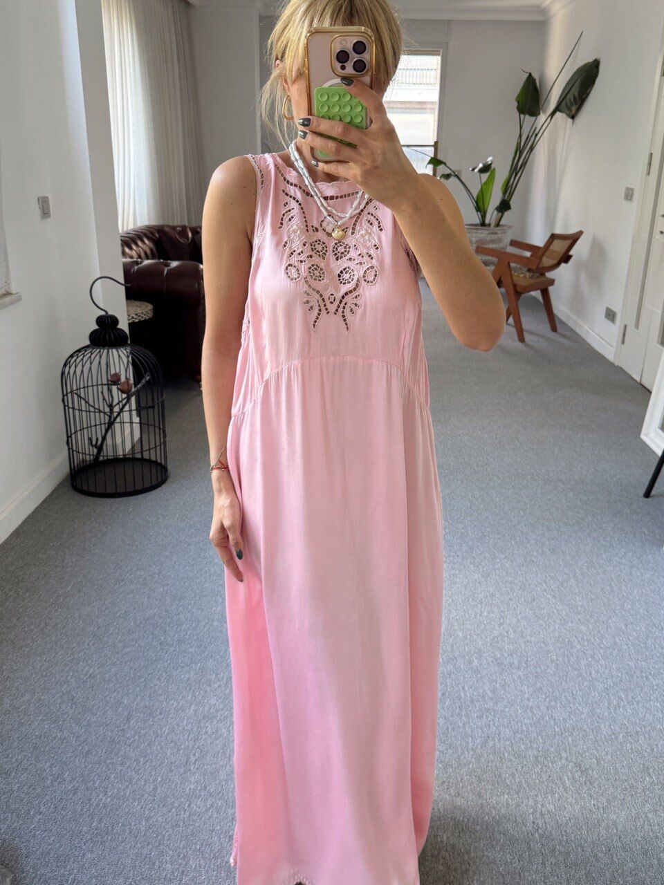 PEMBE  MAXI İTHAL SATEN ELBİSE