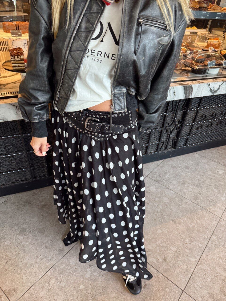 PUANTİYE DESEN ASİMETRİK İTHAL ETEK