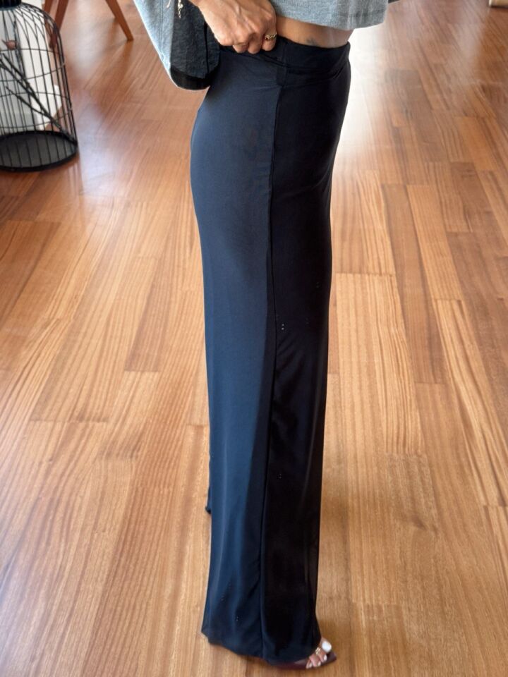 SİYAH ASTARLI TÜL PANTOLON