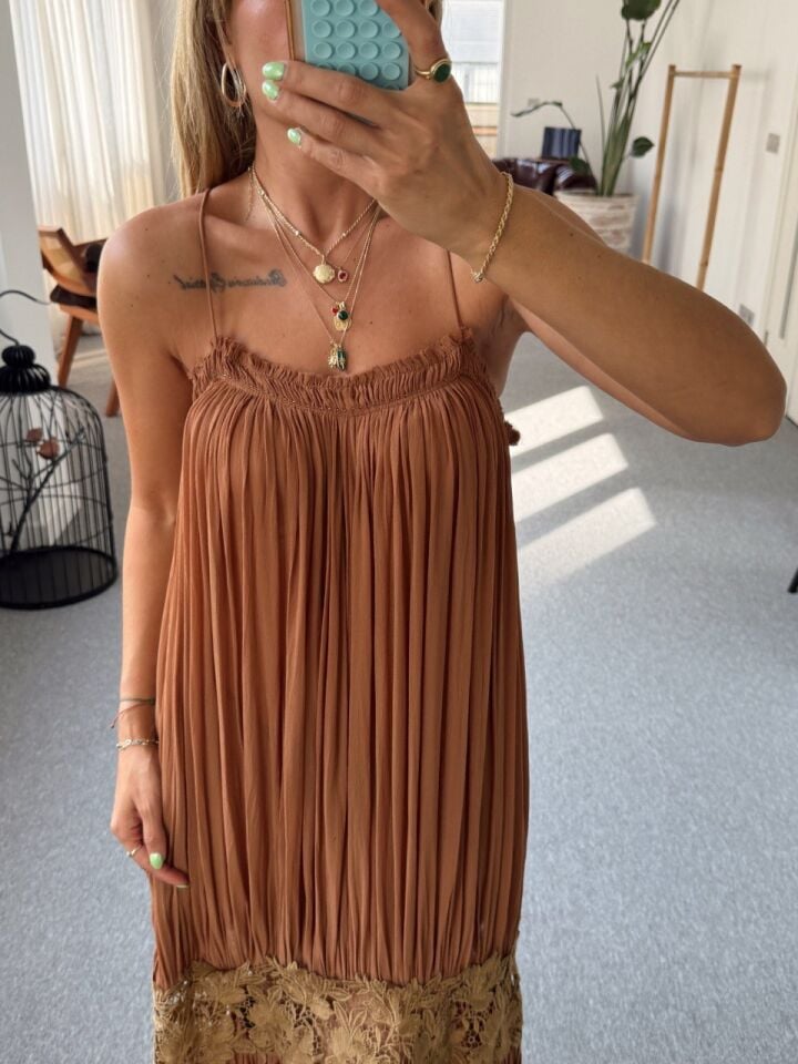 TABA ASKILI PİLİSELİ İTHAL ELBİSE