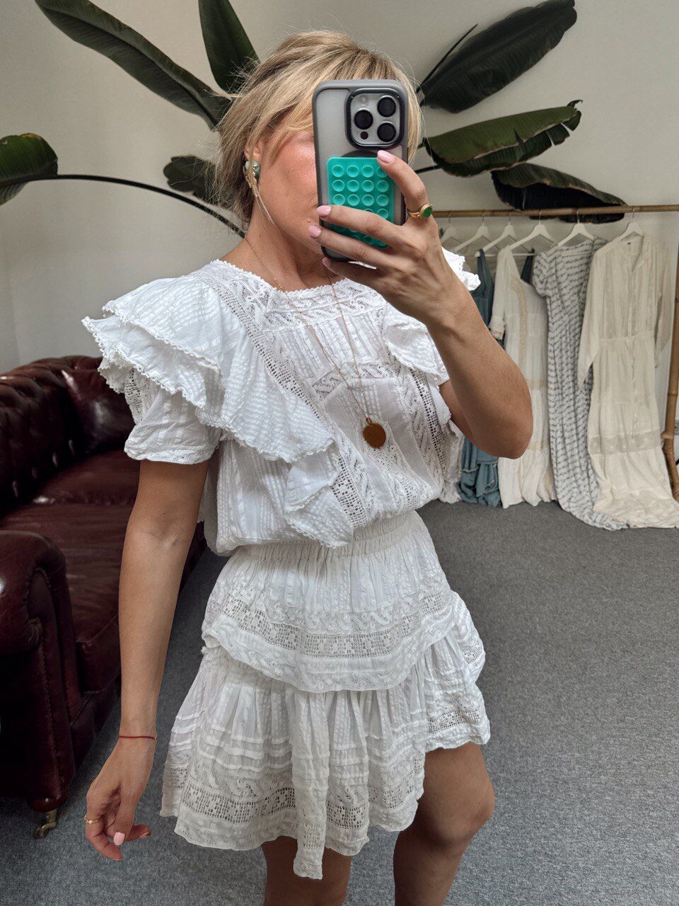 GÜPÜR İŞLEMELİ MİNİ İTHAL ELBİSE