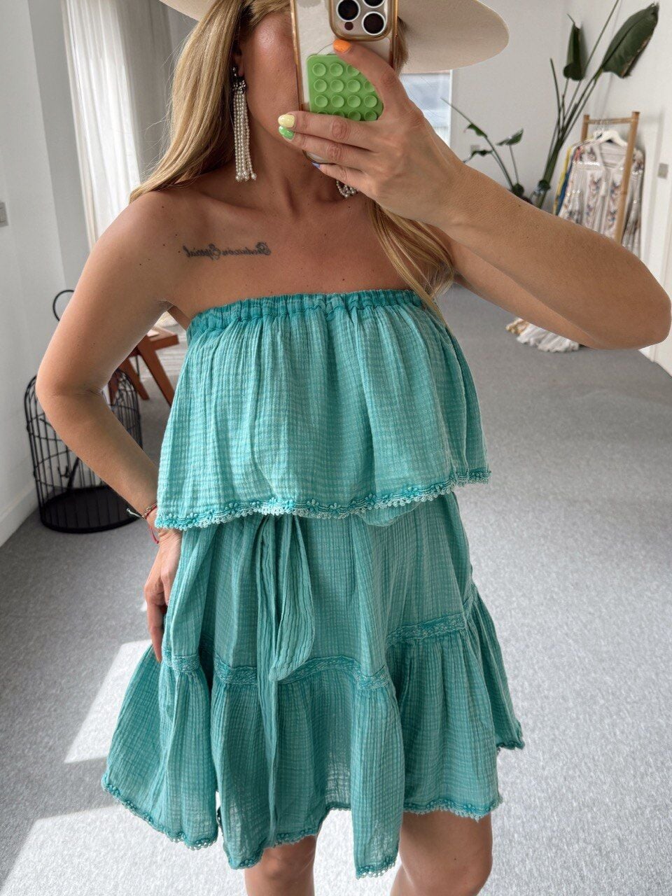 TURKUAZ ORGANİK MUSLİN  STRAPLEZ İTHAL ELBİSE