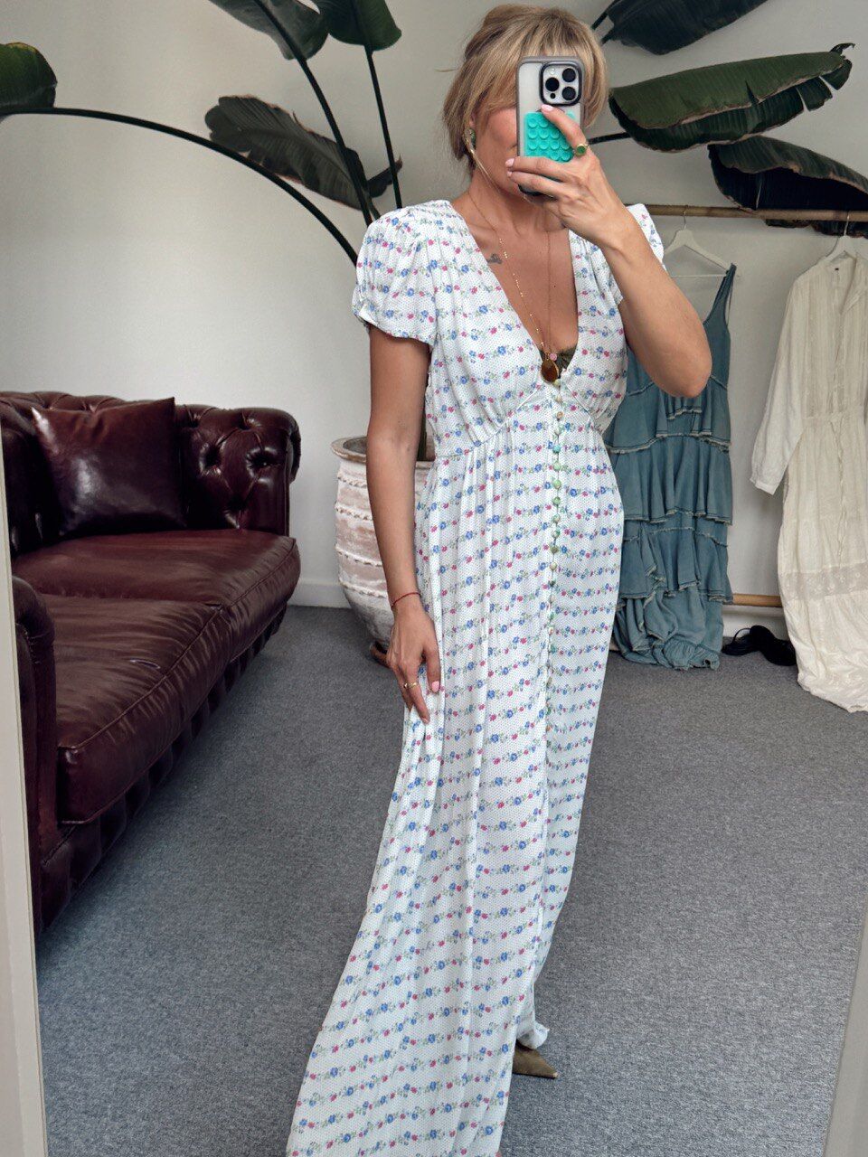 MİNİMAL ÇİÇEK DESEN İTHAL ELBİSE