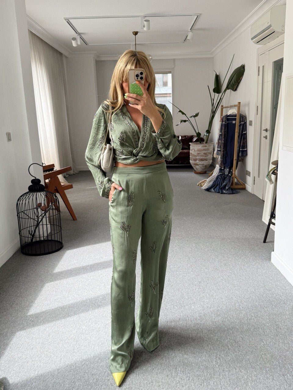 HAKİ BONCUK İŞLEMELİ İTHAL BLUZ PANTOLON TAKIM