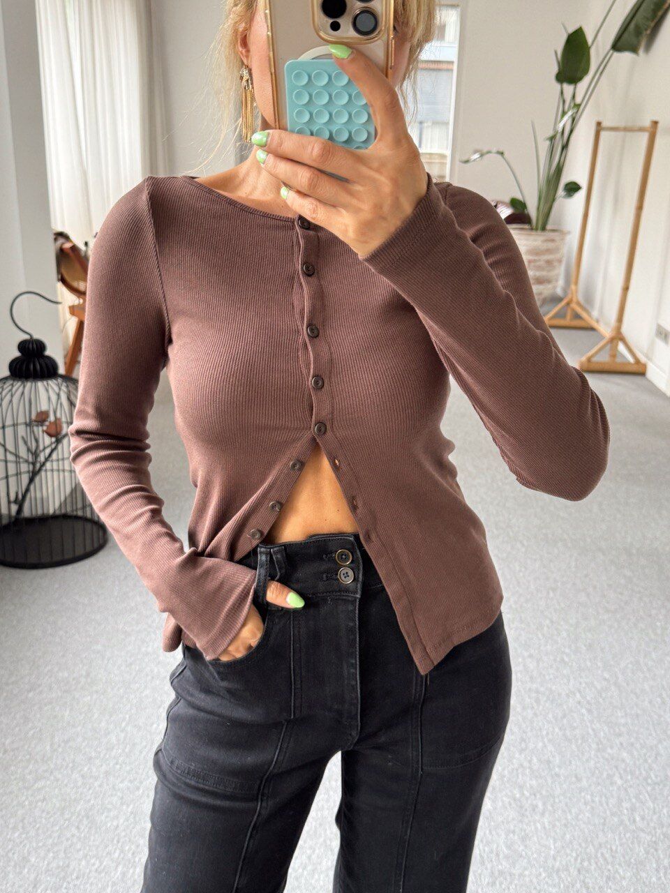 KAHVE FİTİLLİ DÜĞME DETAY BODY