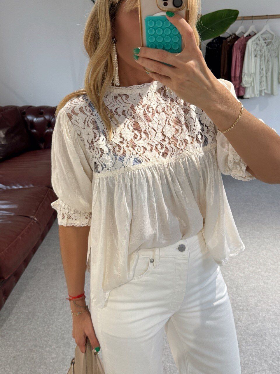 KREM BAĞLAMALI SATEN İTHAL BLUZ