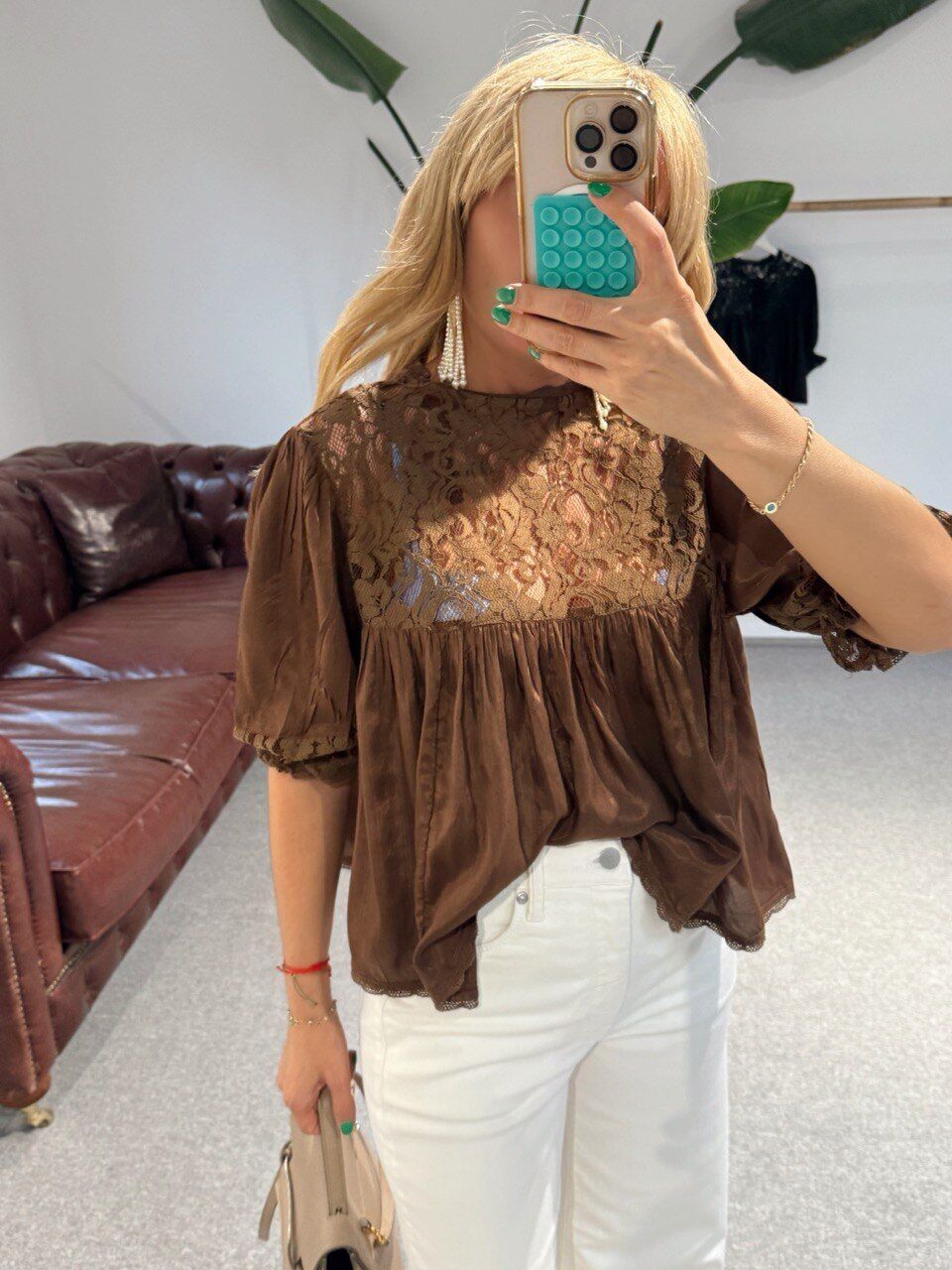 KAHVERENGİ BAĞLAMALI SATEN İTHAL BLUZ