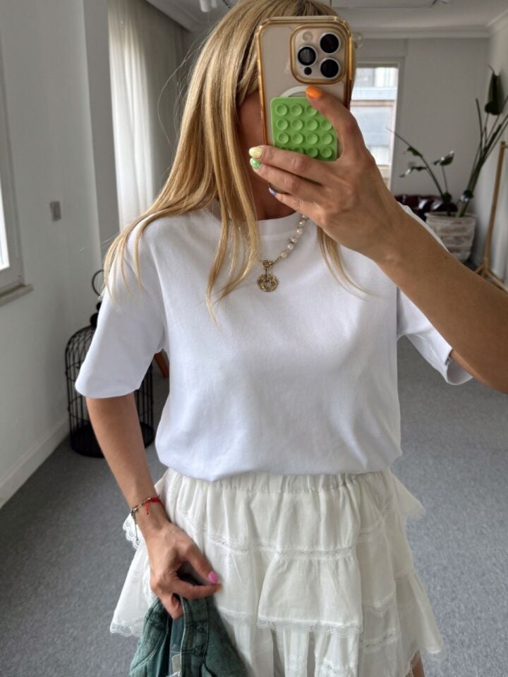 BEYAZ PAMUKLU BİSİKLET YAKA TSHIRT