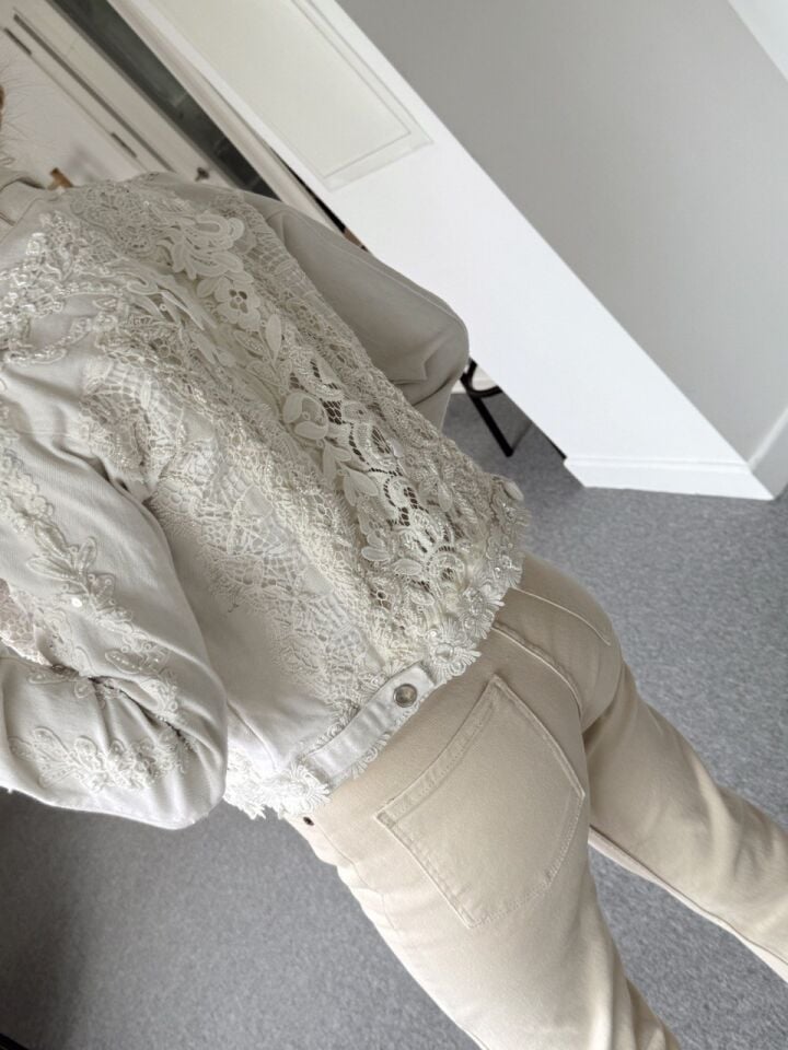 TAŞ İŞLEMELİ CEKET