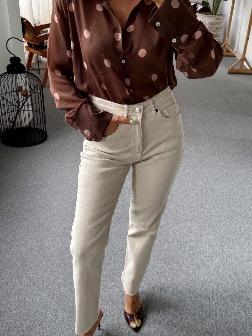 KAHVE PUANTİYE DESEN GÖMLEK