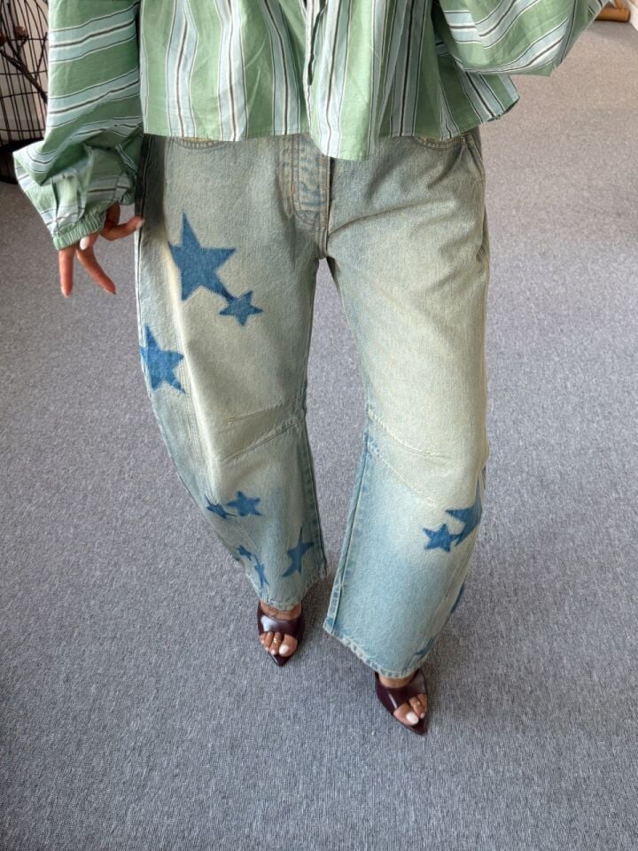 YILDIZ BASKILI BARREL JEAN