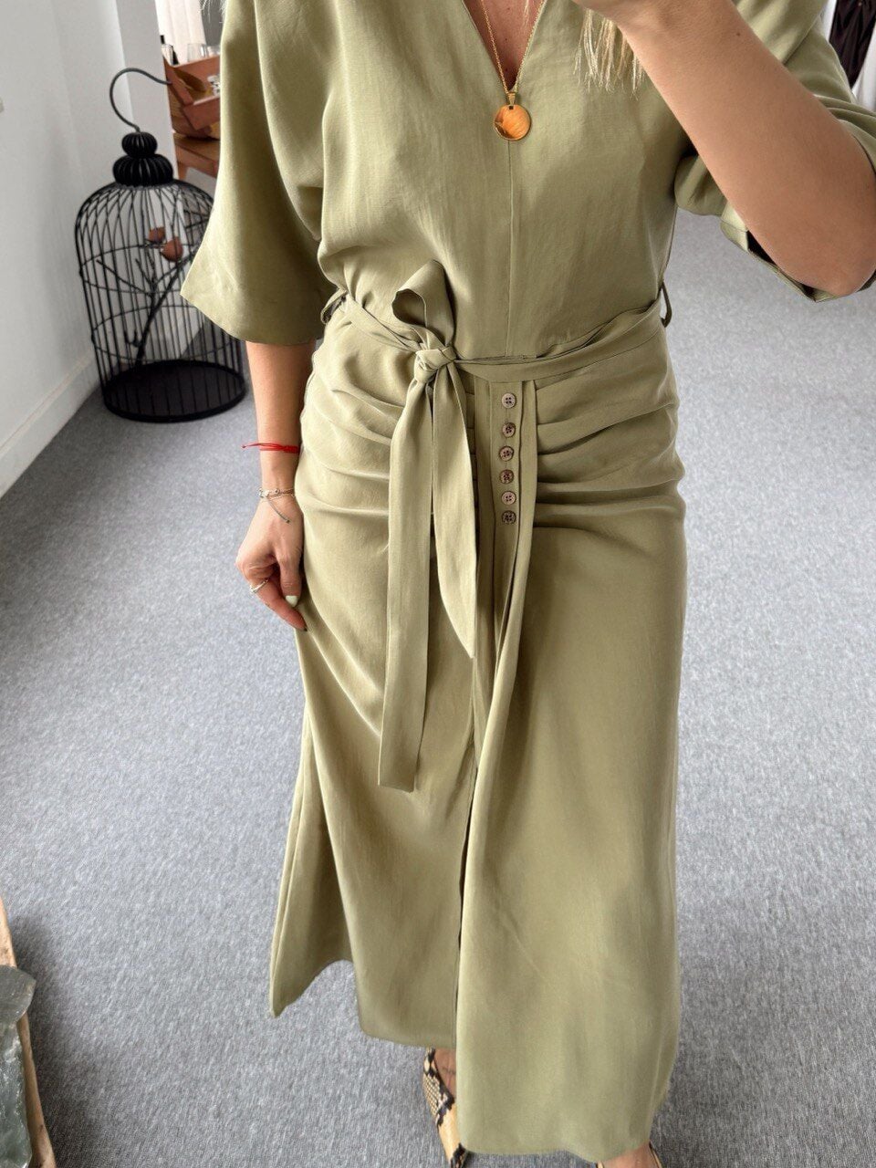 ÇAĞLA RENGİ BEL DETAY TENSEL ELBİSE