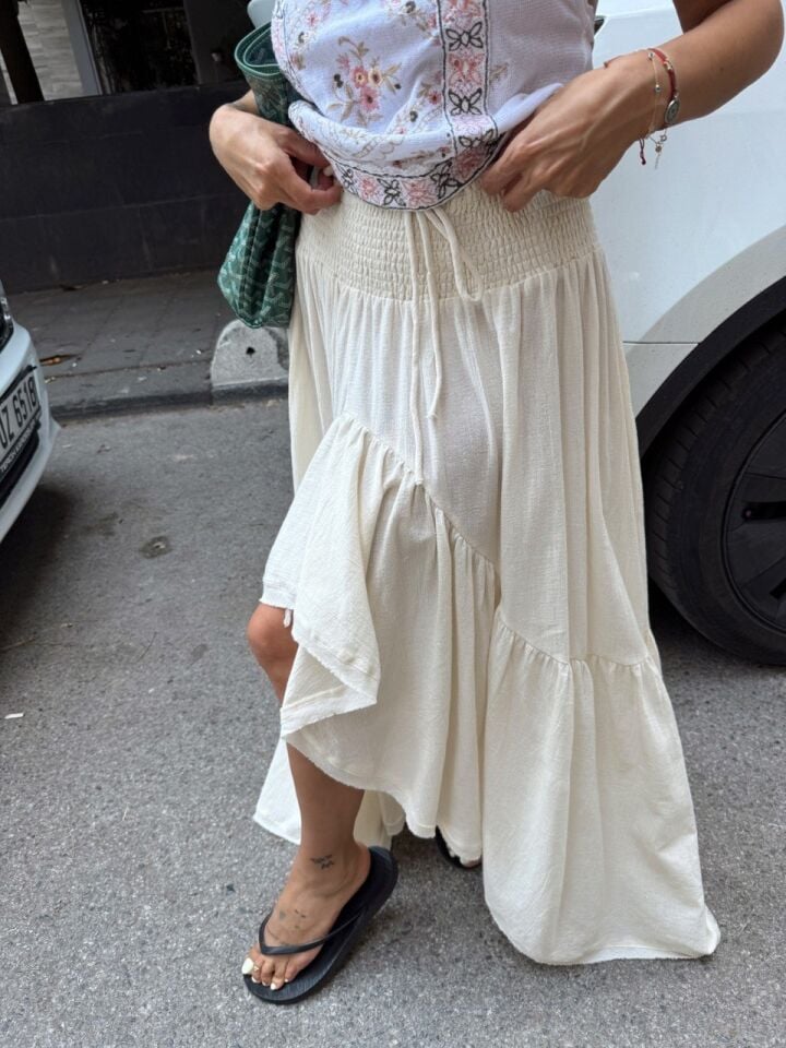 KREM VOLANLI YIRTMAÇ DETAY İTHAL ETEK