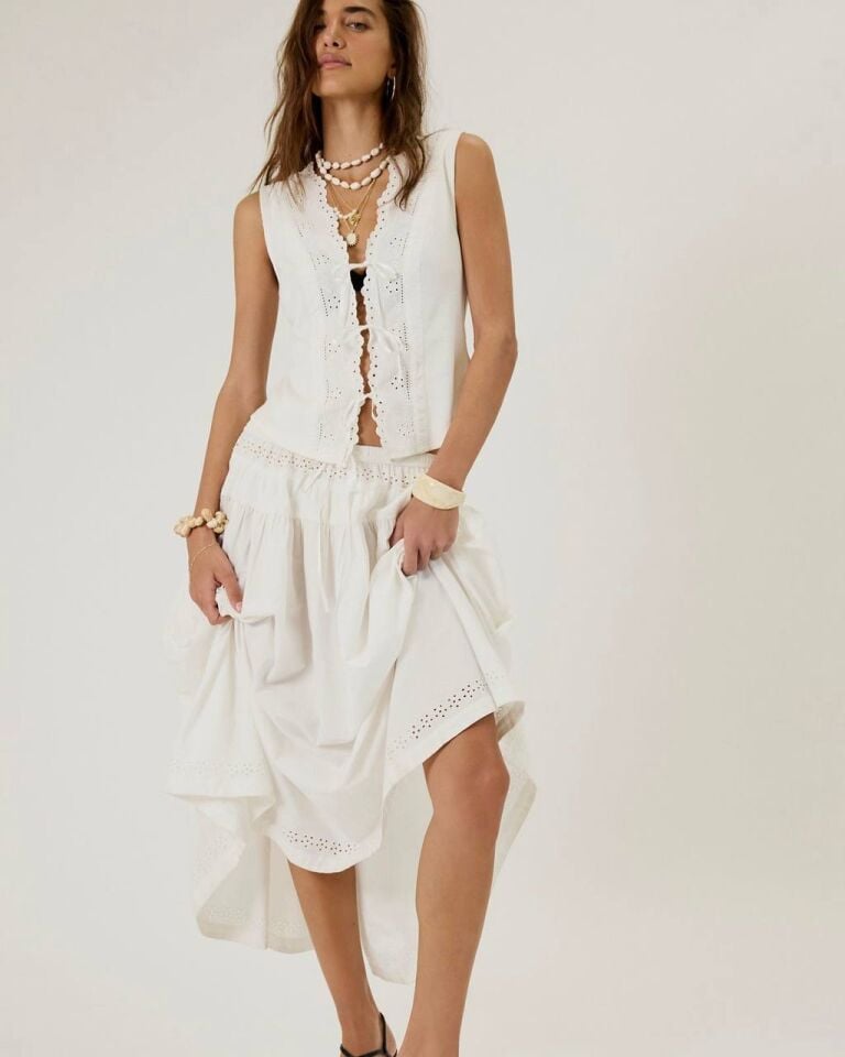 BEYAZ GÜPÜR DETAY İTHAL TOP ETEK TAKIM M