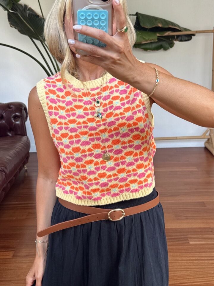 RENKLI KOLSUZ SÜVETER