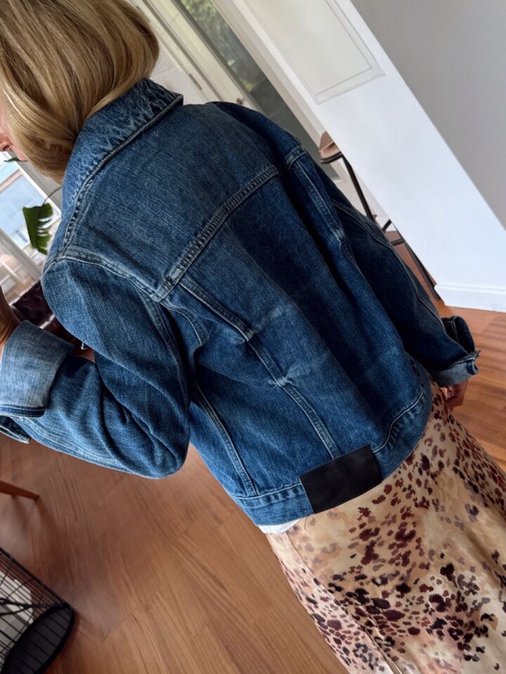 MAVİ YIKAMALI DENIM CEKET