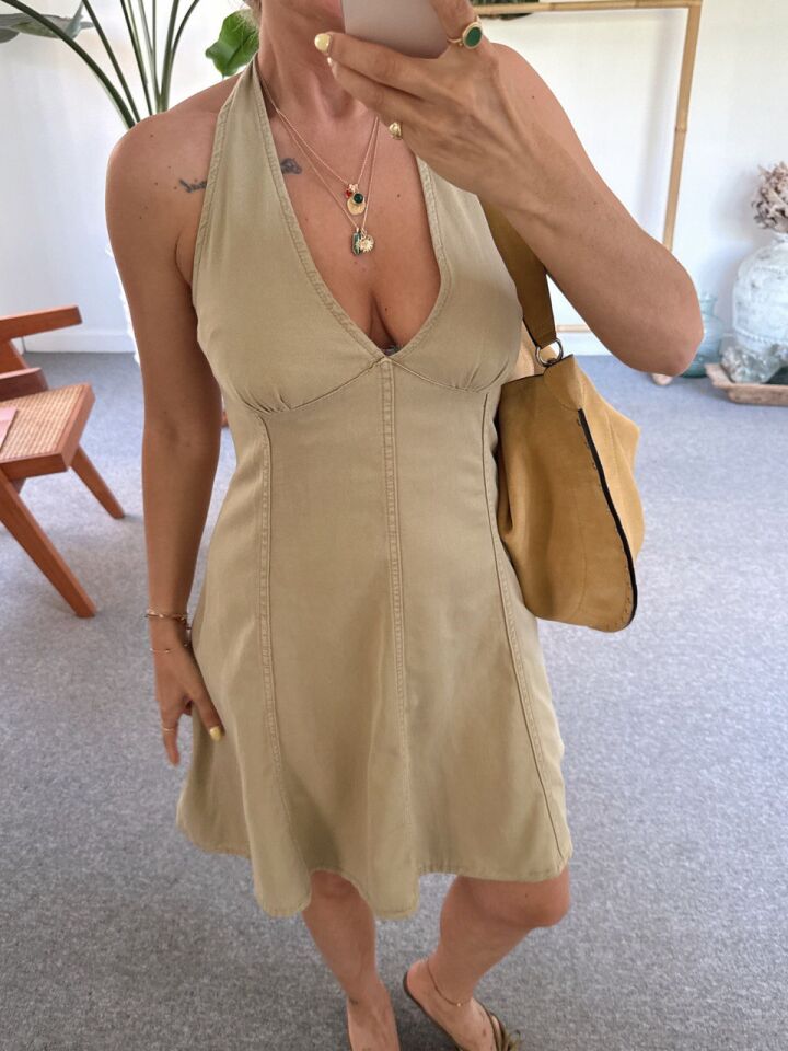 ÇAĞLA  RENGİ HALTER YAKA TENSEL ELBİSE