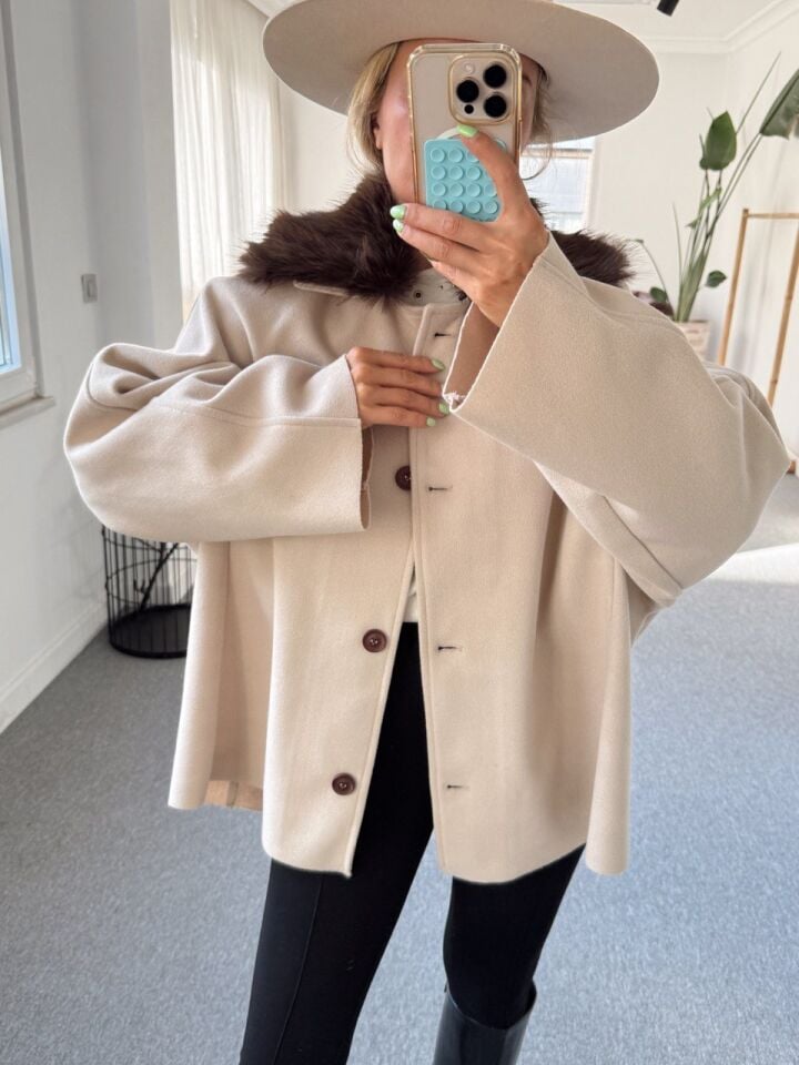 KREM KÜRK YAKA KAŞE CEKET