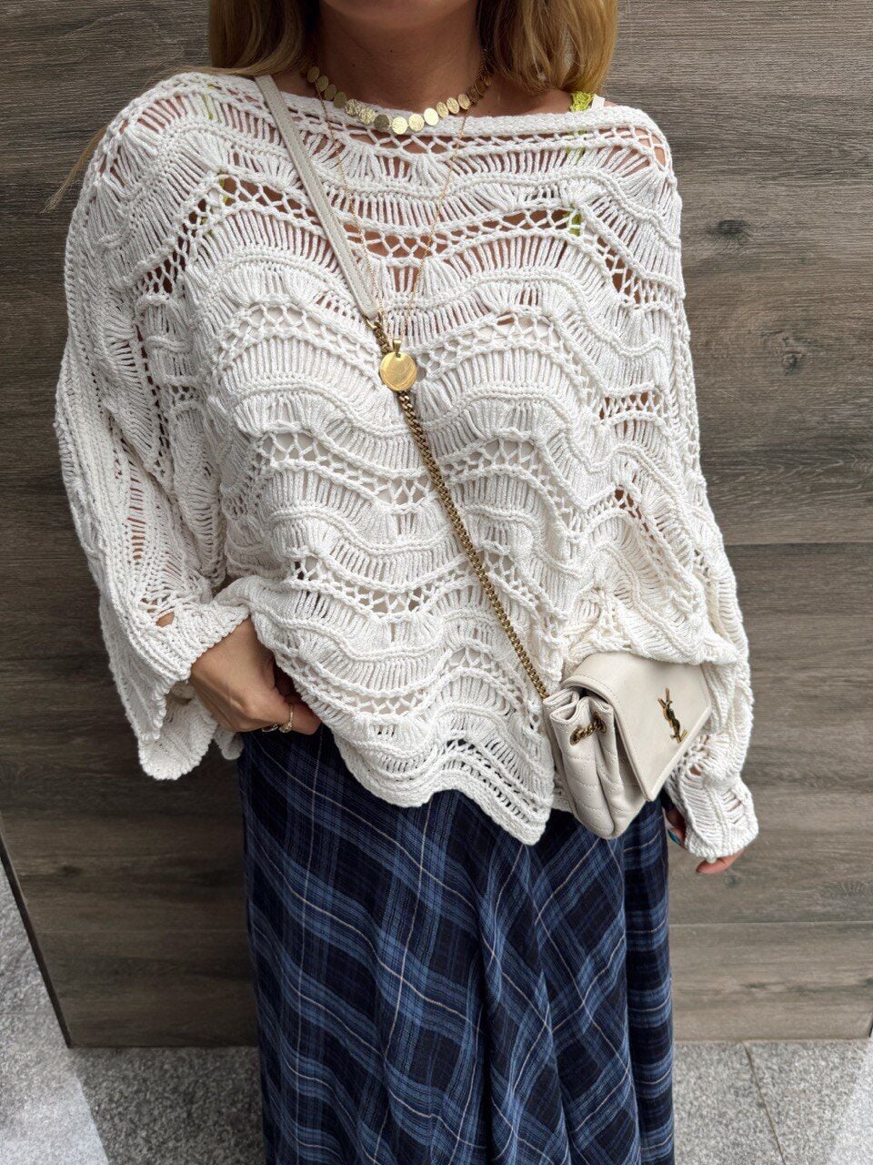 EKRU AJURLU YARASA KOL KAZAK