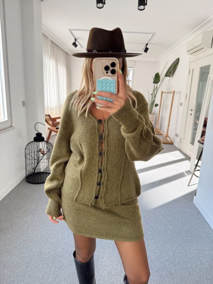 YEŞİL TRİKO ETEK HIRKA TAKIM