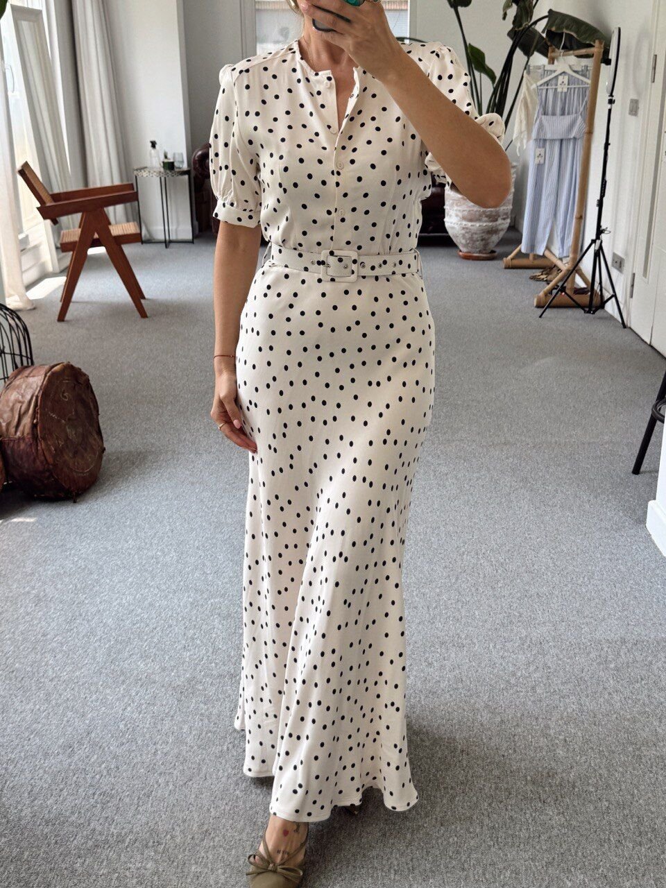 PUANTİYE DESEN KEMERLİ MAXI ELBİSE