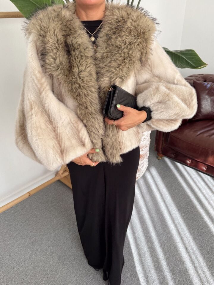 BEJ BALON KOL İTHAL KÜRK