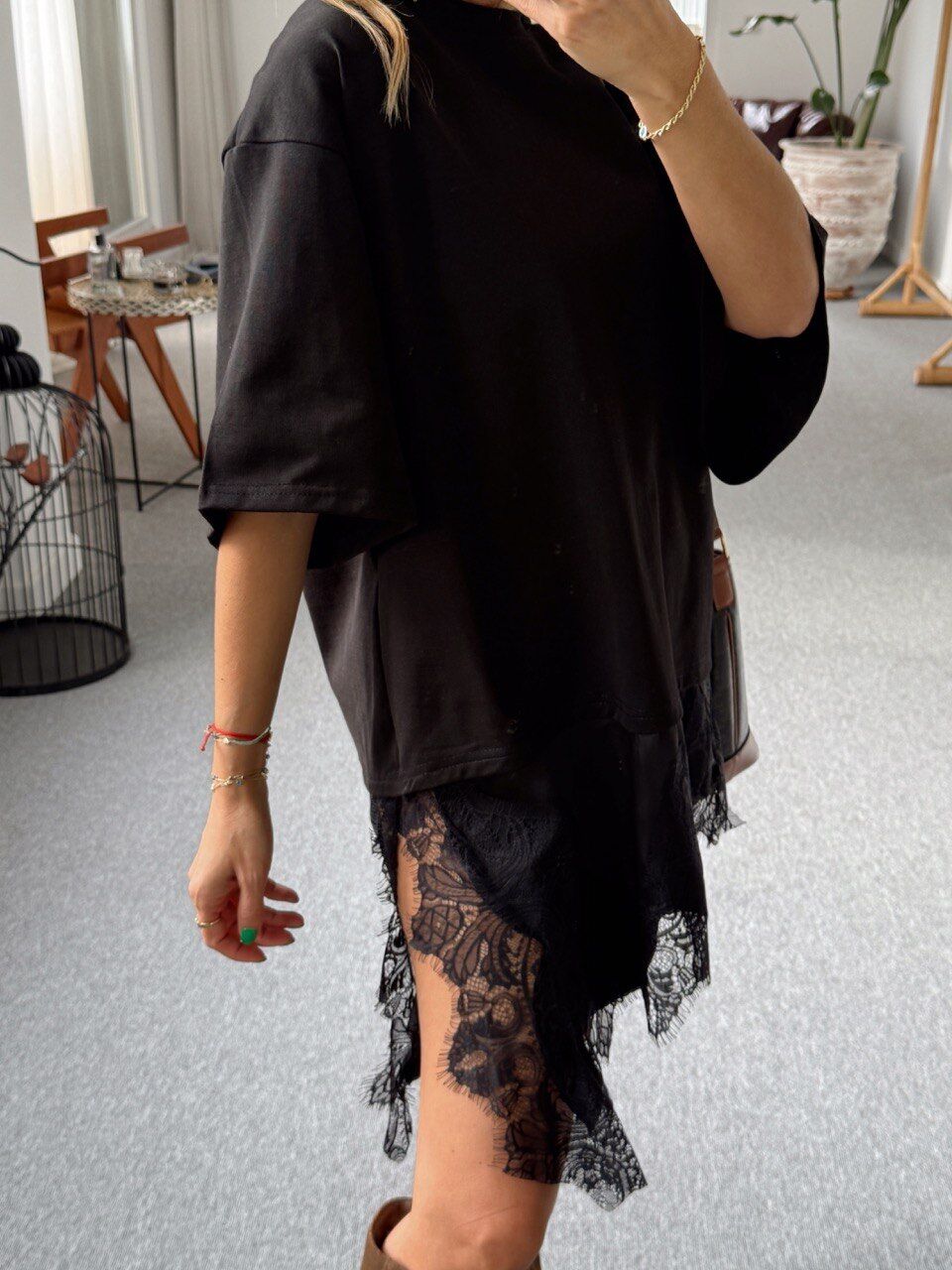 SİYAH DANTEL DETAY TUNİK BLUZ