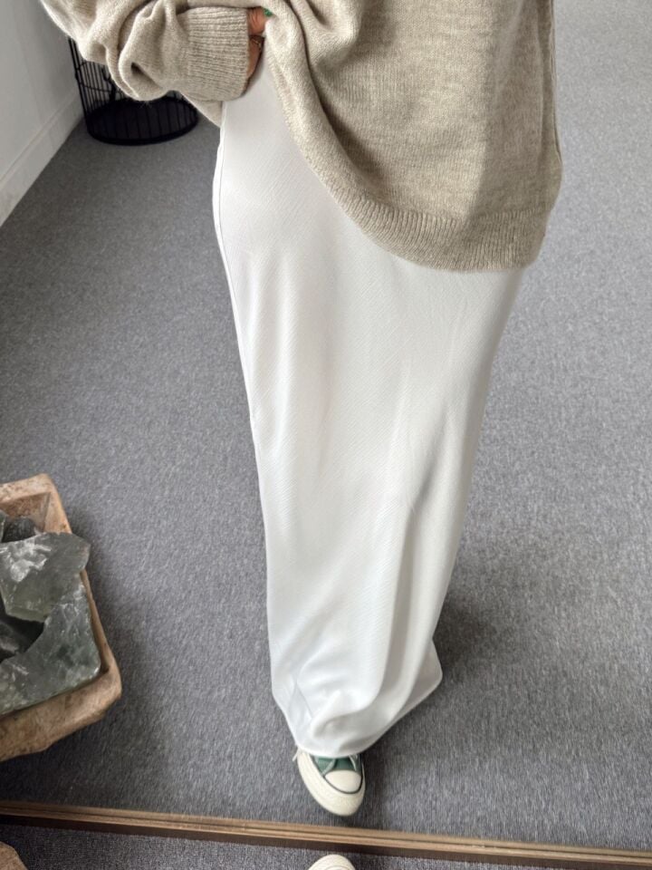 BEYAZ MAXİ VEREV ETEK