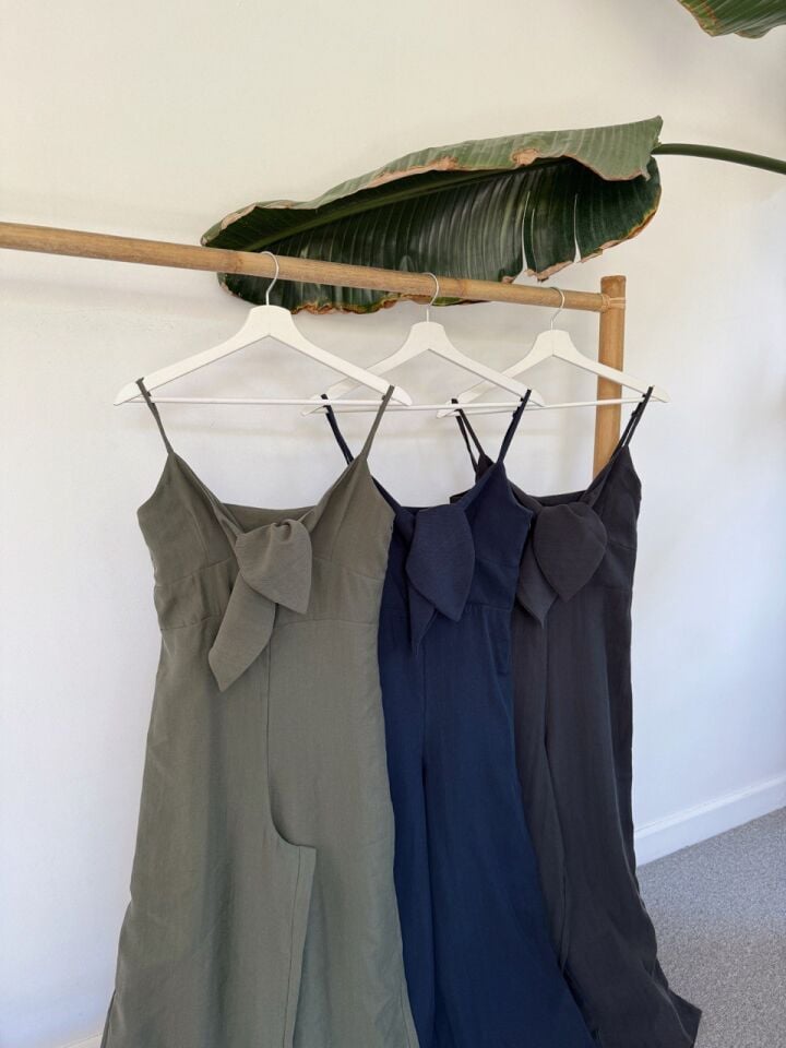 LACİVERT FİYONKLU ASKILI TULUM