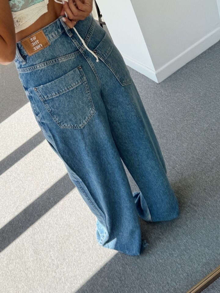 MAVİ PAÇASI KESİK WİDE LEG JEAN