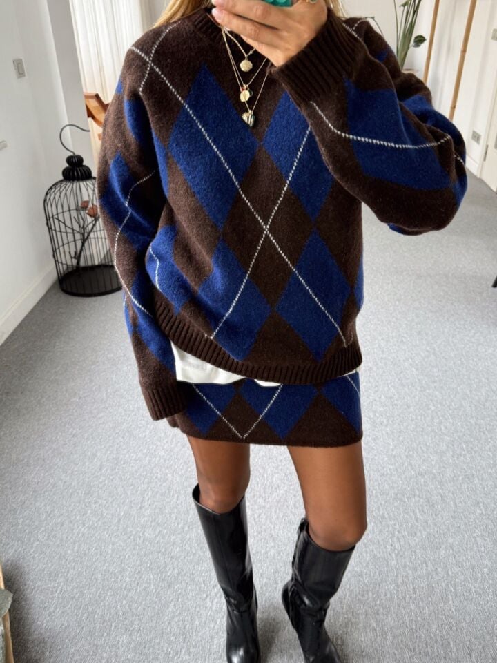 KAHVE-MAVİ BAKLAVA DESEN TRİKO TAKIM