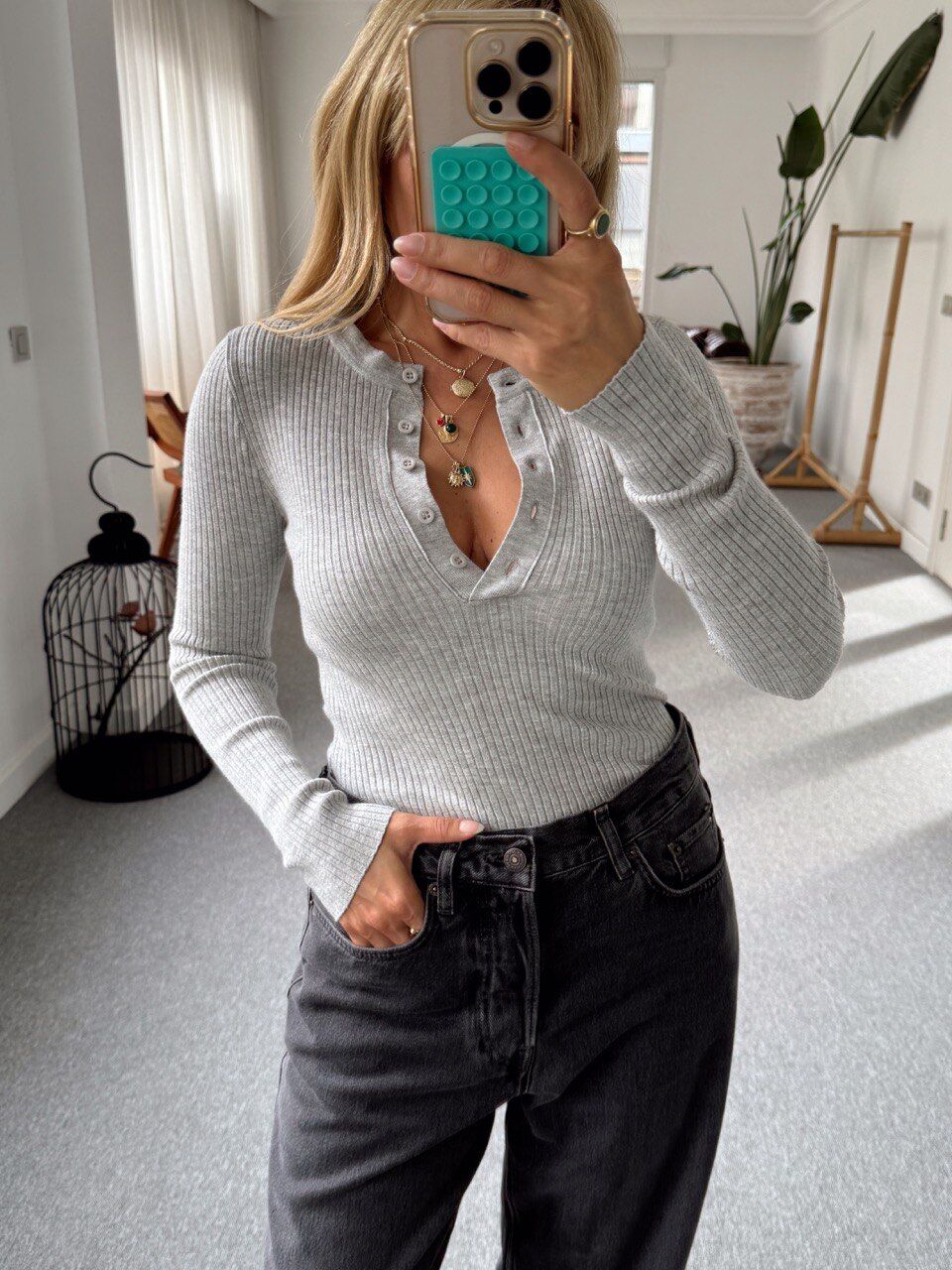 GRİ FİTİLLİ DÜĞME DETAY TRİKO