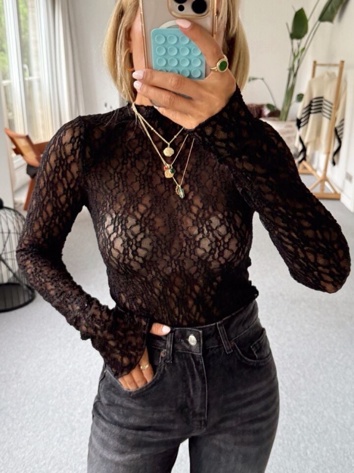 SİYAH DANTEL BLUZ